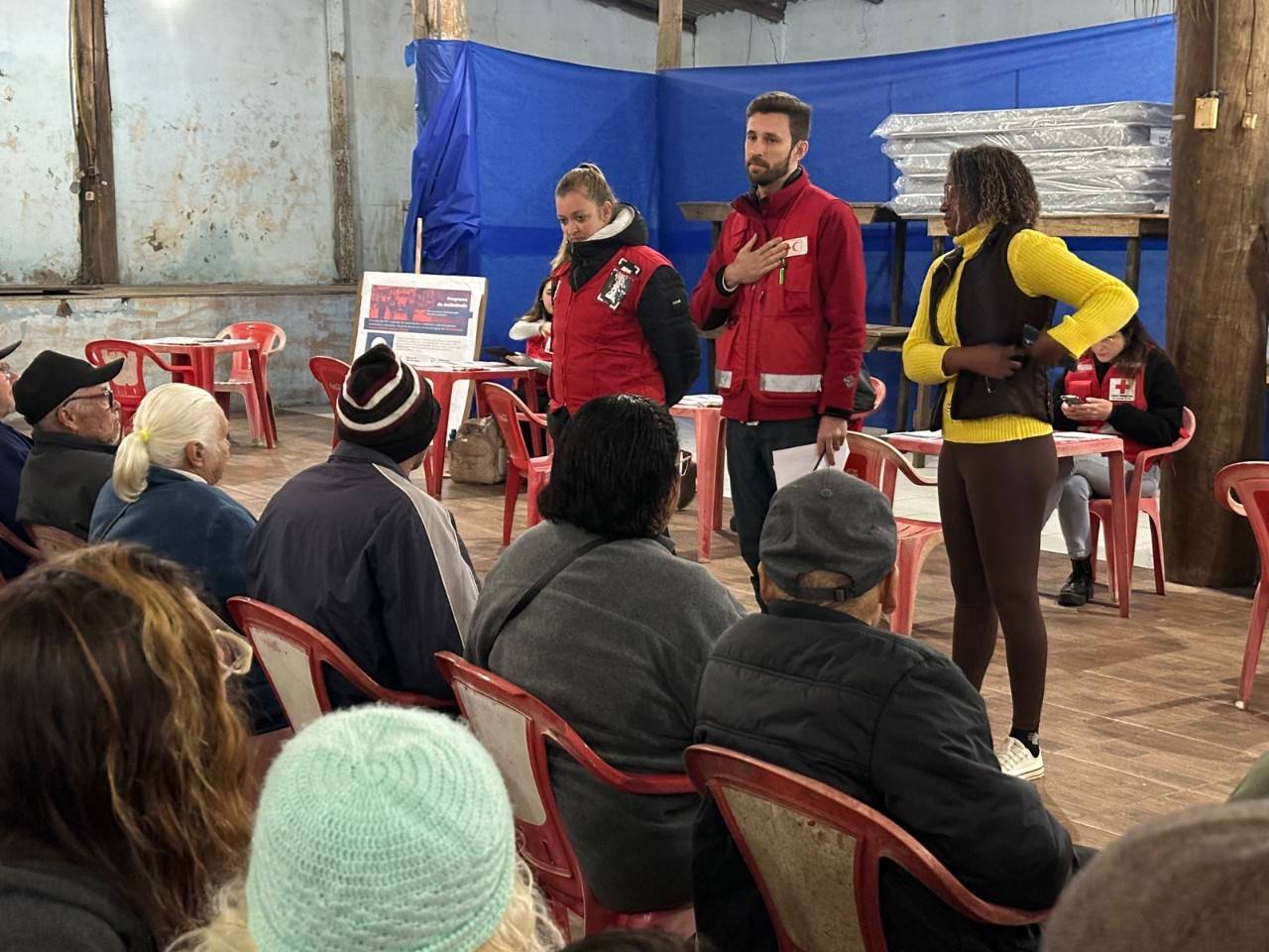 Jeff Paddock, de la Cruz Roja Americana, acaba de completar su participación de seis semanas en la Federación Internacional de Sociedades de la Cruz Roja y de la Media Luna Roja.