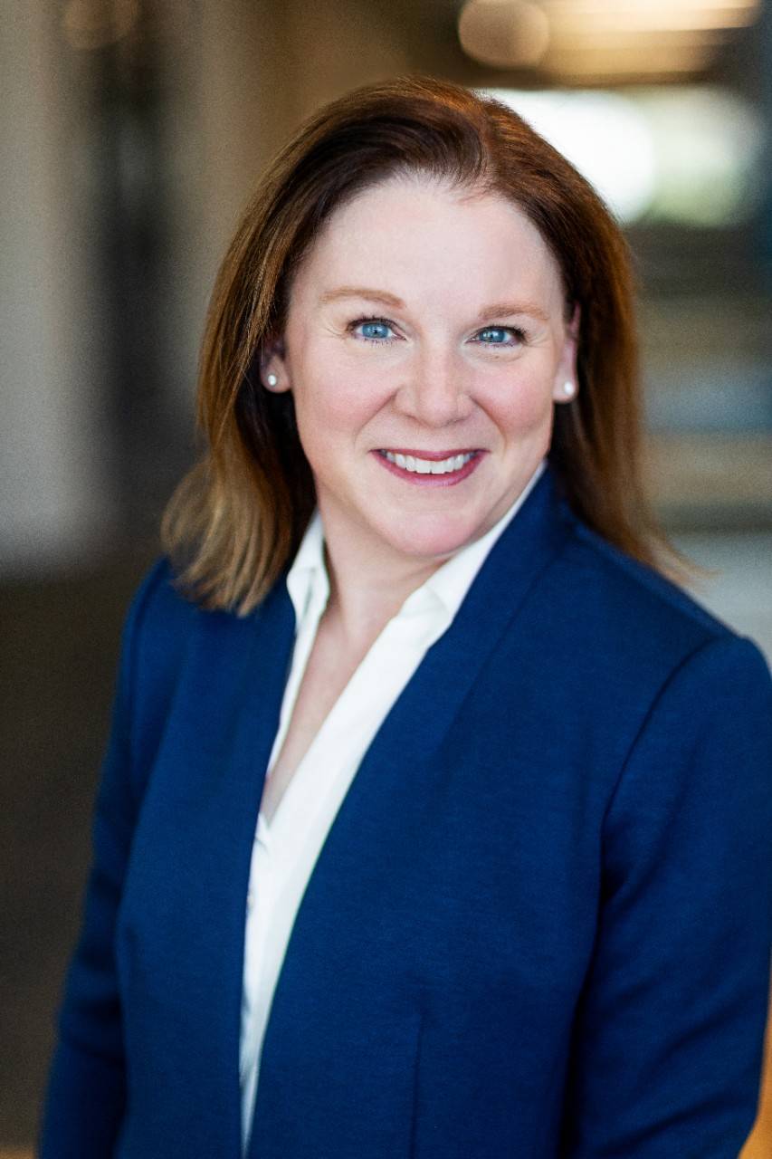 Beth Elders headshot