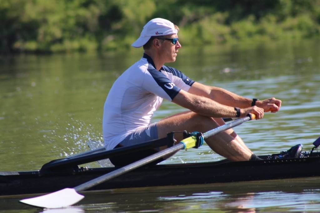 todd vogt peddling in lake