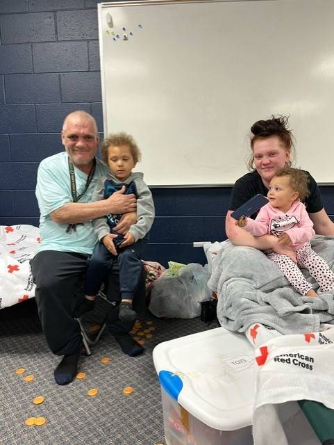 tracy autumn and children in shelter