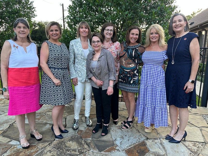 Group pic of Tiffany Circle members at Dallas Spring Reception 2023.